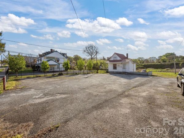 629 S Main Street , Salisbury, NC 28144