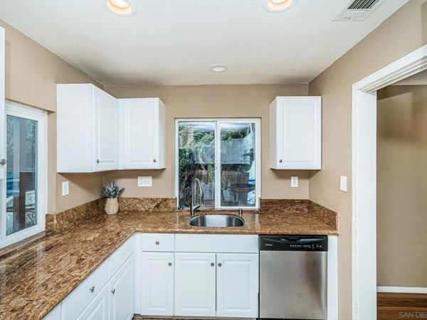4954 63rd, San Diego, CA 92115