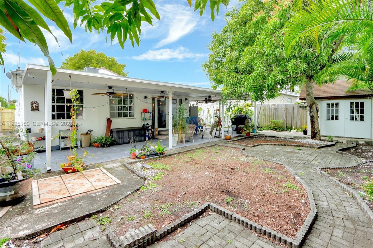 5509 SW 6th St, Miami, FL 33134 Photo