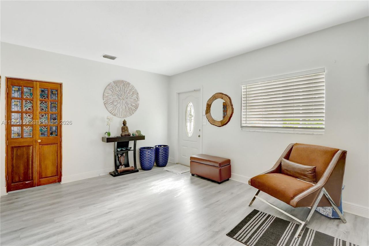 5509 SW 6th St , Miami, FL 33134 Photo