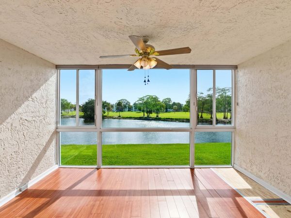 1650 NW 80th Avenue, Unit Apt 204, Margate, FL 33063