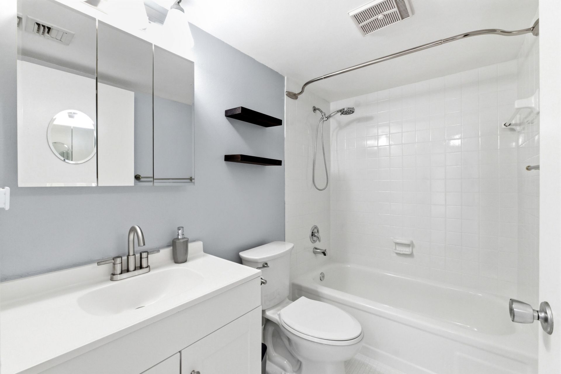 1650 NW 80th Avenue, Unit Apt 204, Margate, FL 33063 Photo