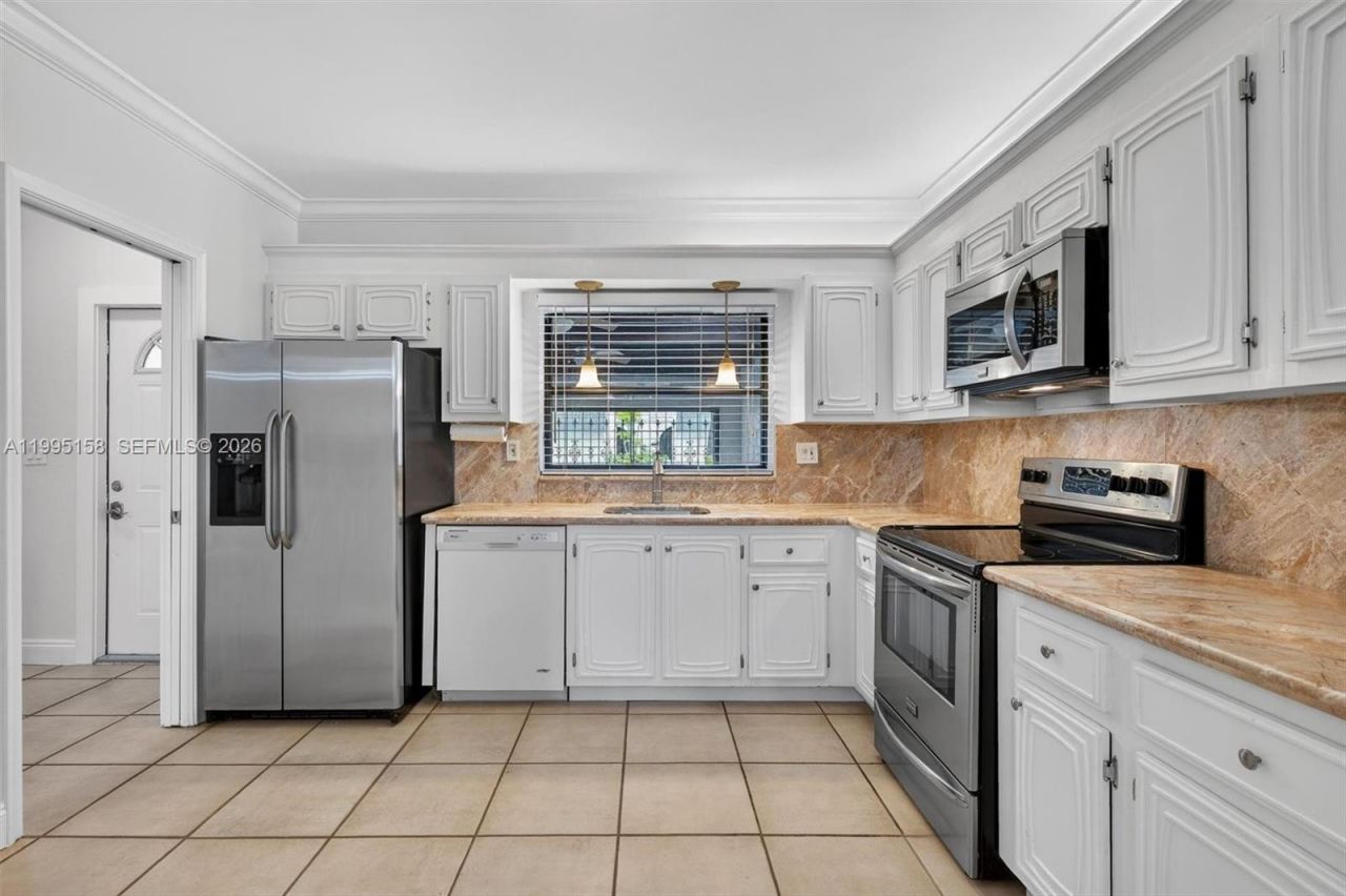 6161 SW 90th Ct, Unit G-2, Miami, FL 33173 Photo