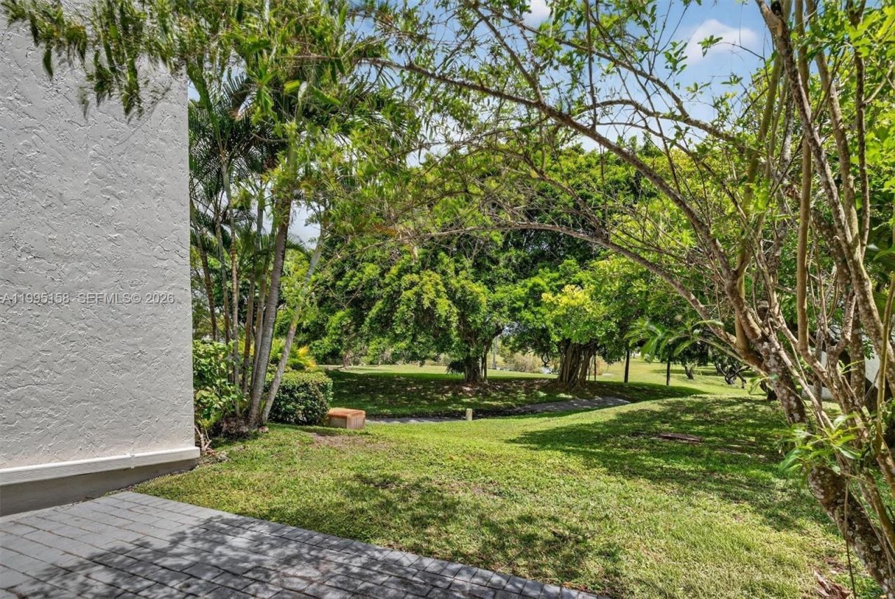 6161 SW 90th Ct, Unit G-2, Miami, FL 33173 Photo