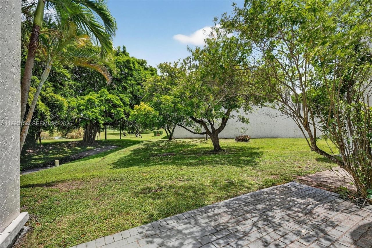 6161 SW 90th Ct, Unit G-2, Miami, FL 33173 Photo