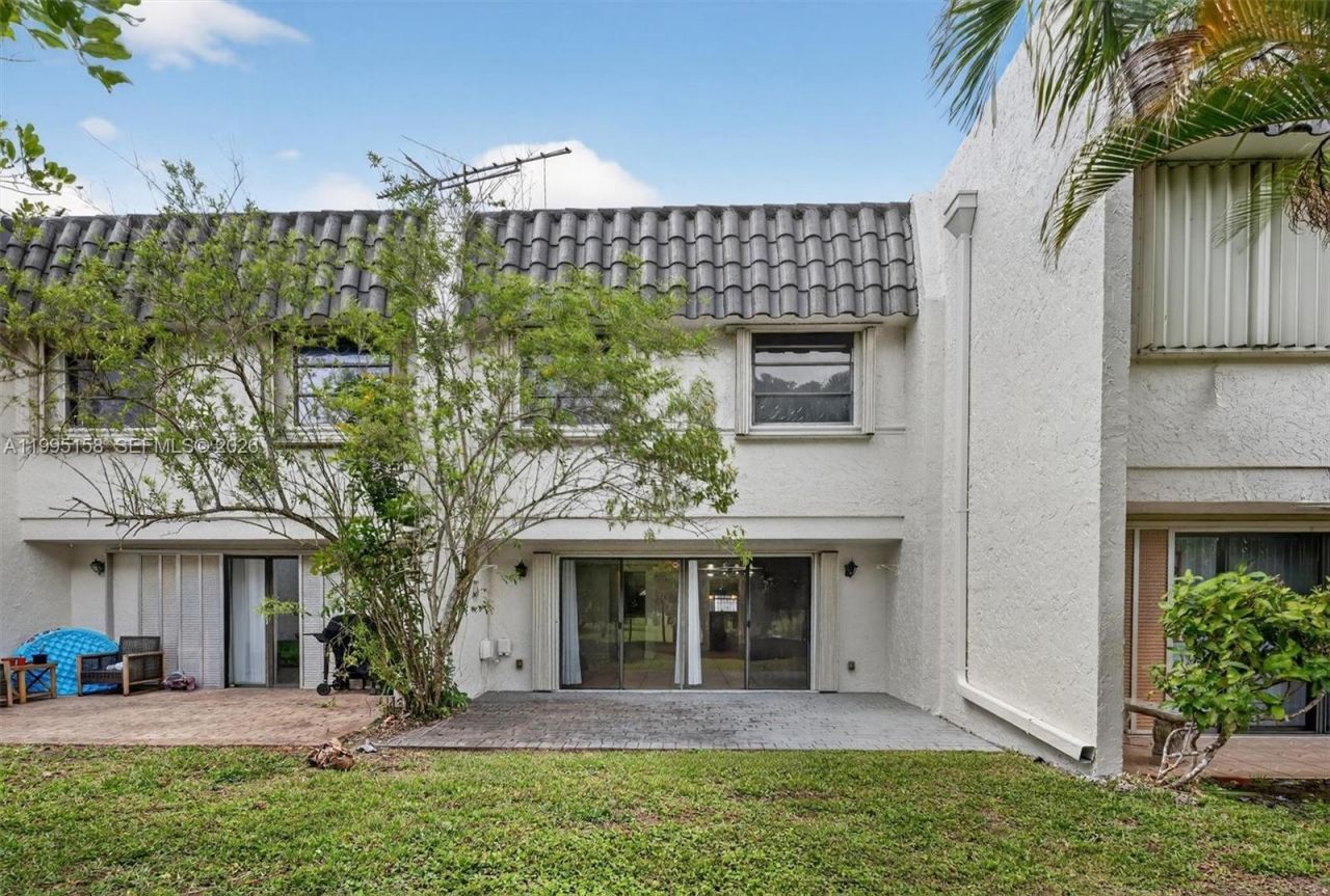 6161 SW 90th Ct, Unit G-2, Miami, FL 33173 Photo