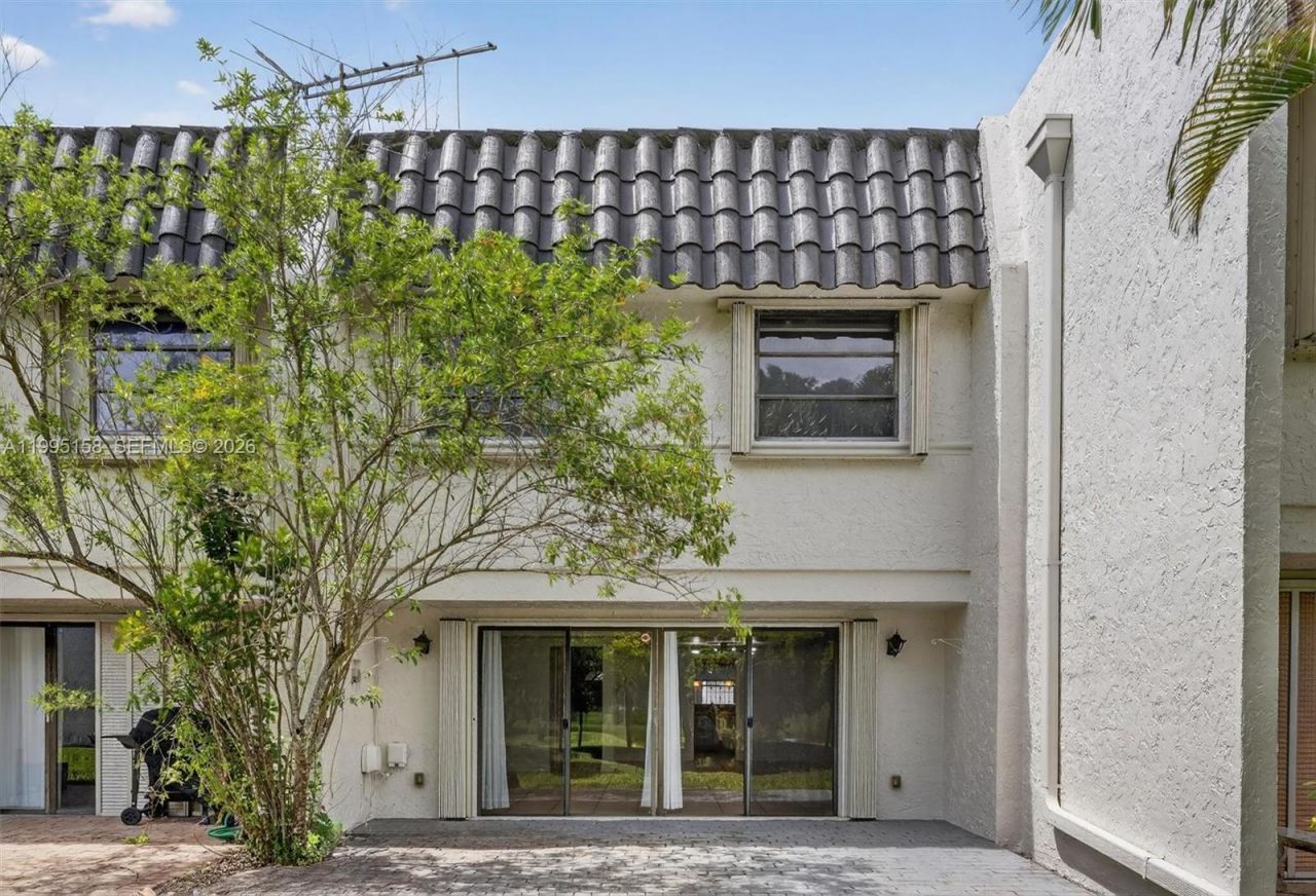 6161 SW 90th Ct, Unit G-2, Miami, FL 33173 Photo