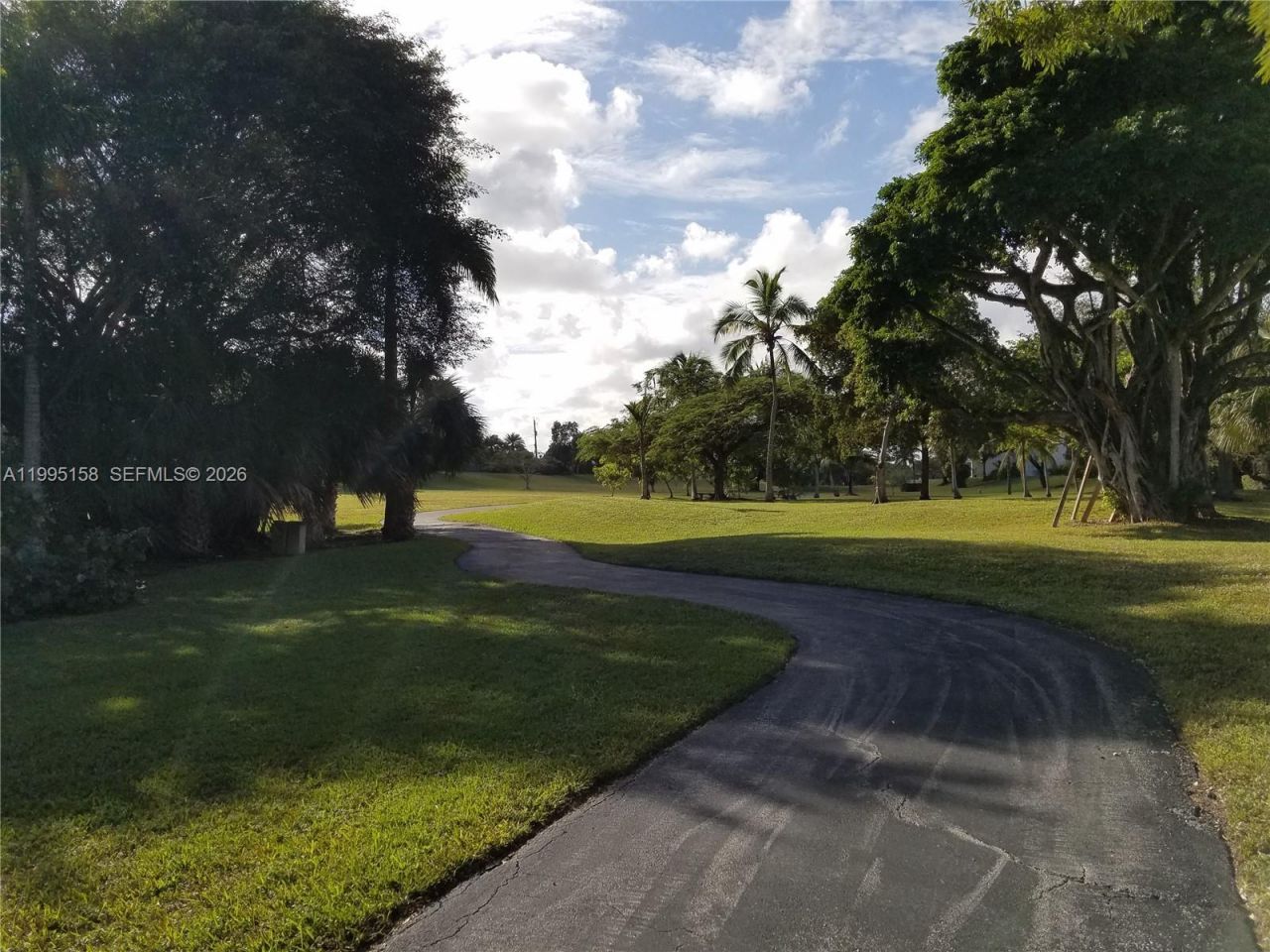 6161 SW 90th Ct, Unit G-2, Miami, FL 33173 Photo