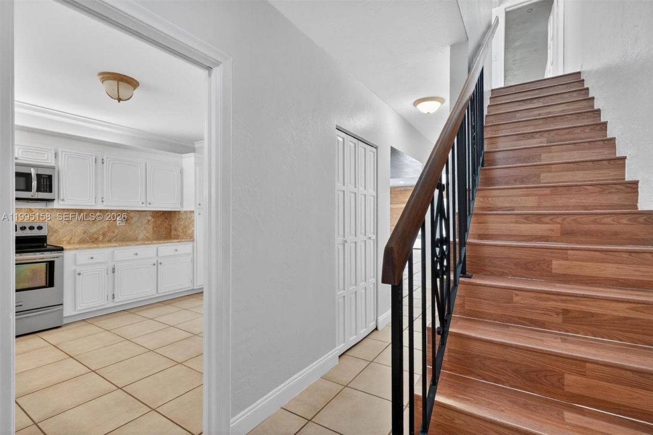 6161 SW 90th Ct, Unit G-2, Miami, FL 33173 Photo