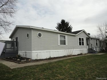 326 Holly Lane, Van Buren Twp, MI 48111
