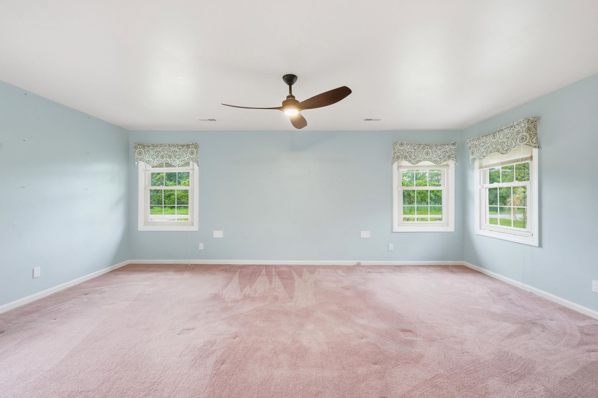 1515 Oak St. Photo 18