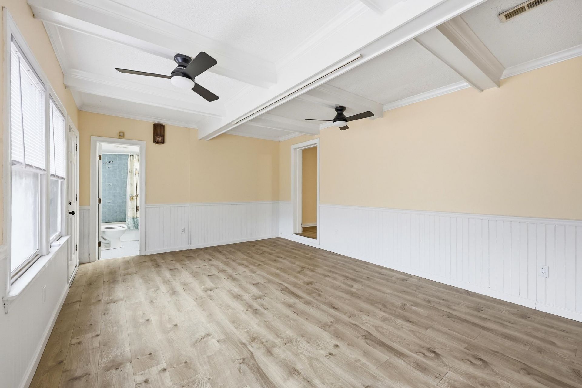 1515 Oak St. Photo 7