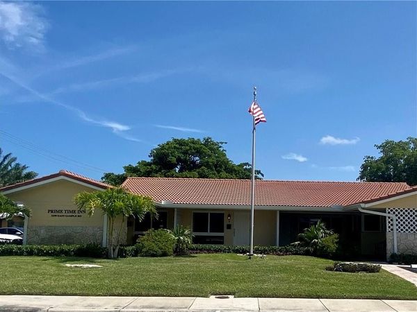 2250 NE 36th Street, Lighthouse Point, FL 33064