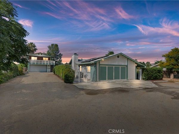 10372 Wells, Riverside, CA 92505