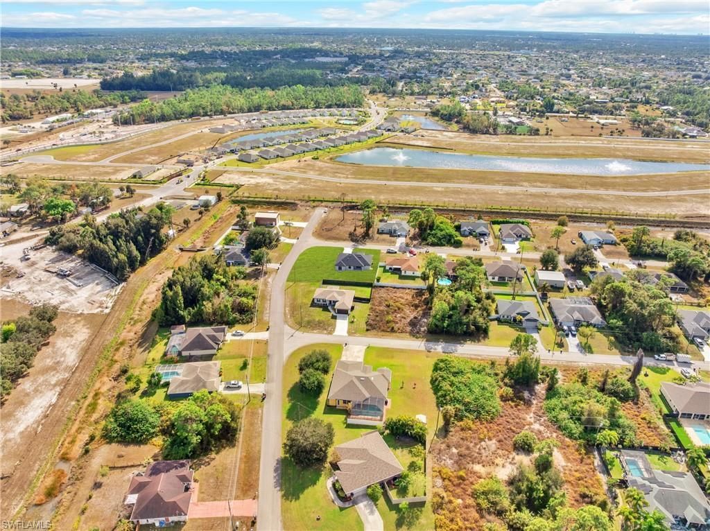 732 Alamo St E, Lehigh Acres, FL 33974 Photo