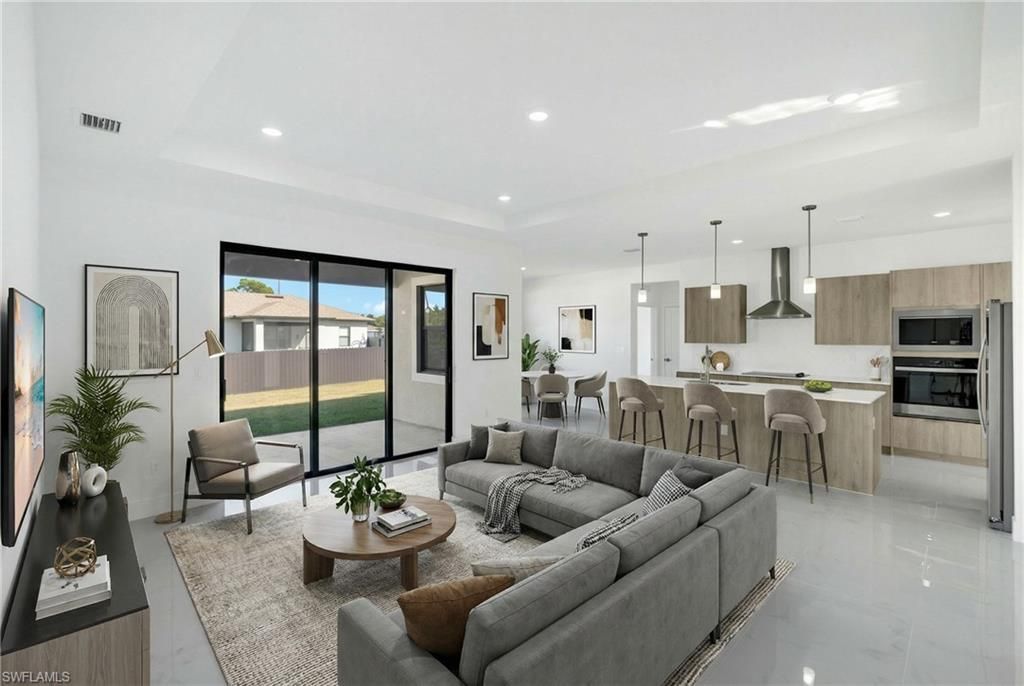 732 Alamo St E, Lehigh Acres, FL 33974 Photo