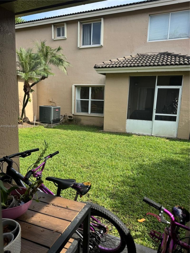 5755 NW 115th Ct , Unit 107, Doral, FL 33178 Photo