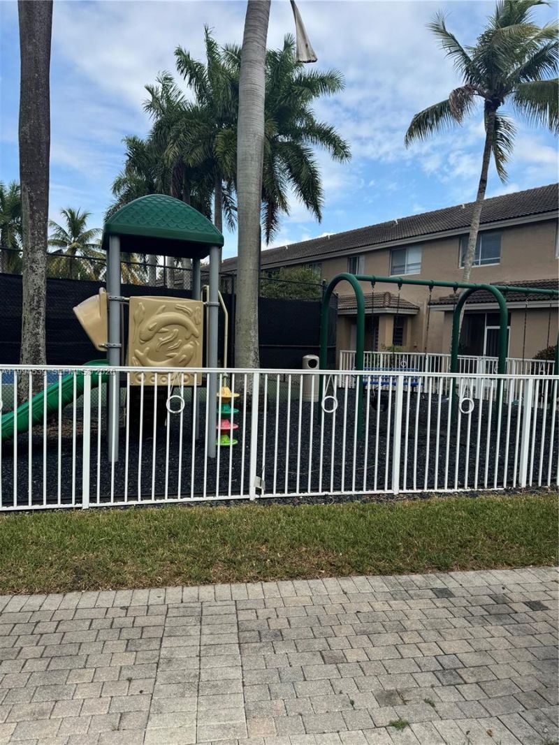 5755 NW 115th Ct , Unit 107, Doral, FL 33178 Photo