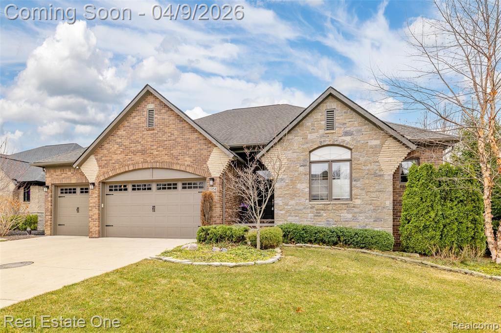 1954 Westridge Drive , Shelby Township, MI 48316 Main Photo