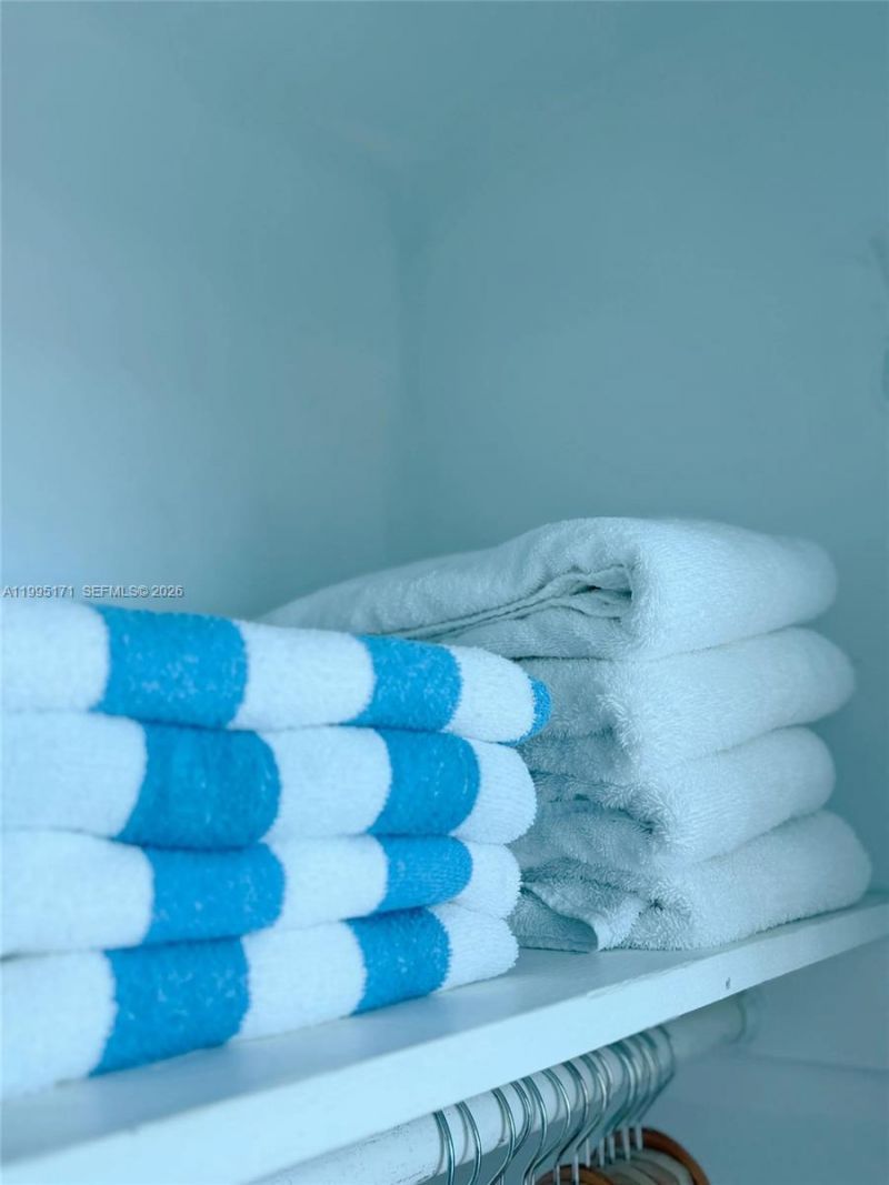 5445 Collins Ave , Unit 635, Miami Beach, FL 33140 Photo