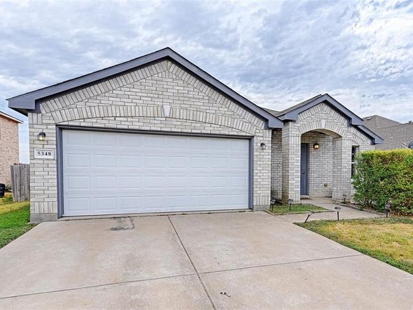 5348 Cameron Drive, Grand Prairie, TX 75052