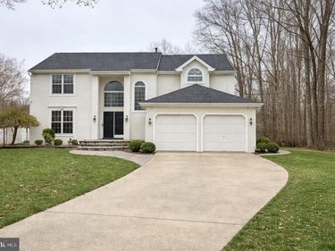 1742 WHISPERING WOODS DRIVE, WILLIAMSTOWN, NJ 08094