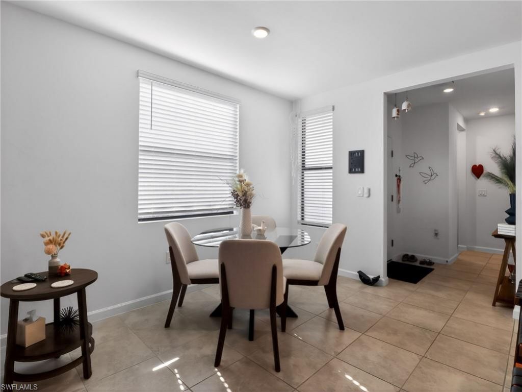 1672 Lake Jessup Cir , Cape Coral, FL 33909 Photo