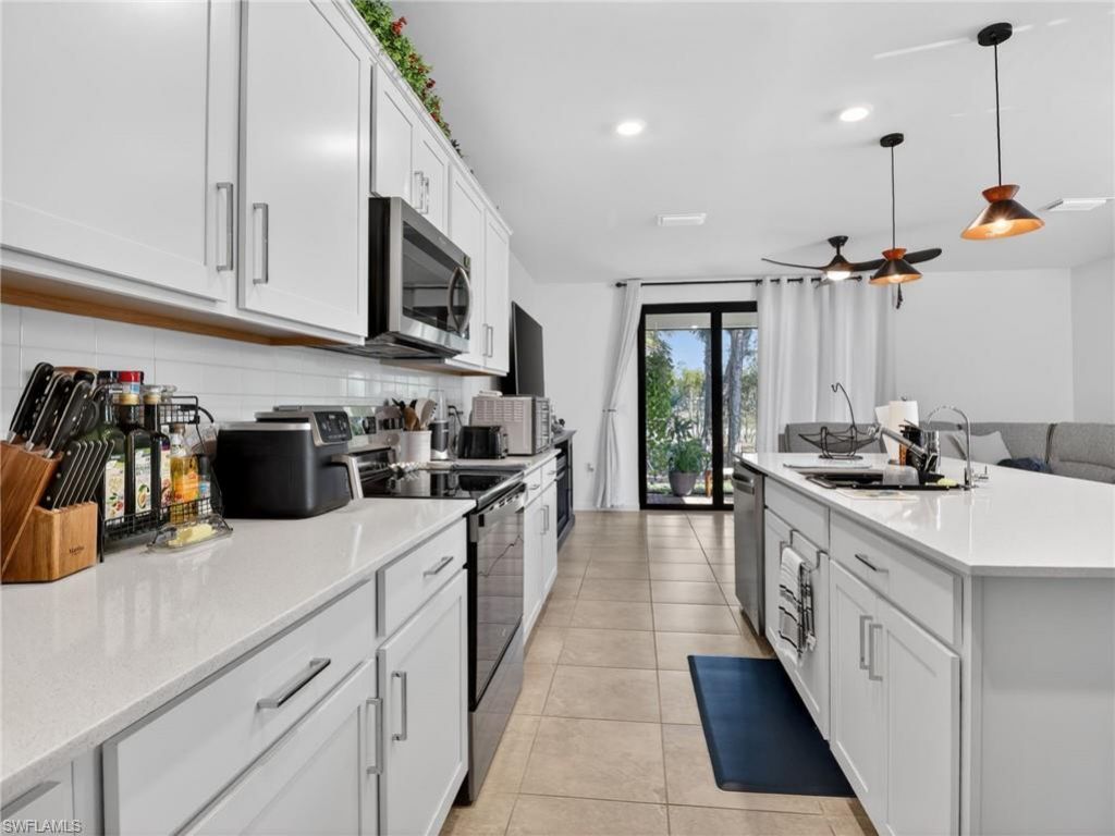 1672 Lake Jessup Cir , Cape Coral, FL 33909 Photo