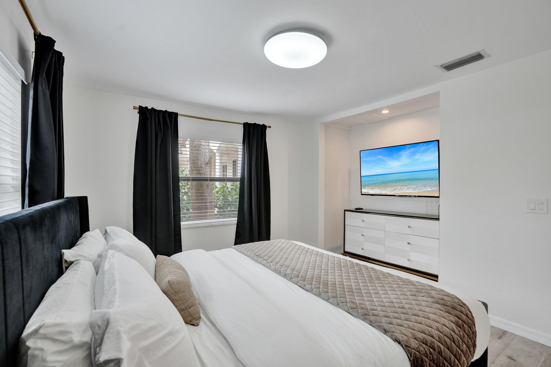 1606 SE 1st Street, Fort Lauderdale, FL 33301 Photo