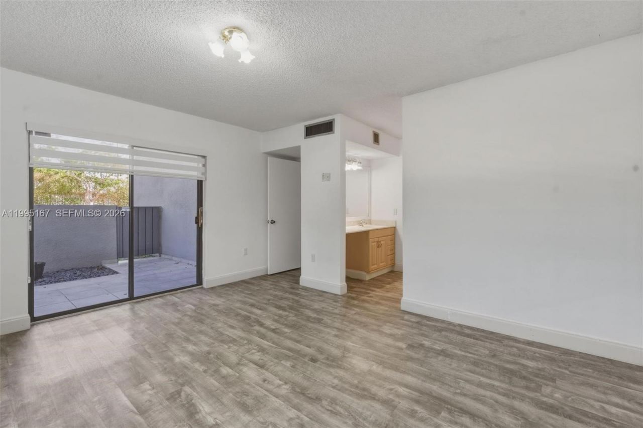 13250 SW 88th Ter , Unit 101, Miami, FL 33186 Photo