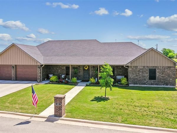 820 Fleitman Drive, Muenster, TX 76252