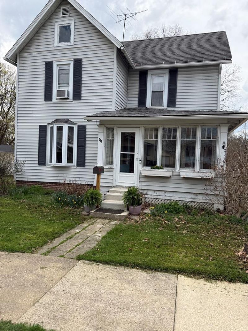 316 Lindale Ave, Ashland, OH 44805 Main Photo
