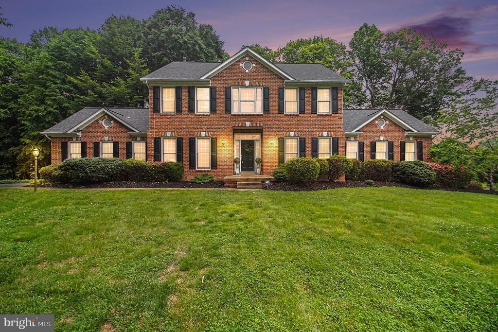 7182 Brewster Lane, Warrenton, VA 20187 Main Photo