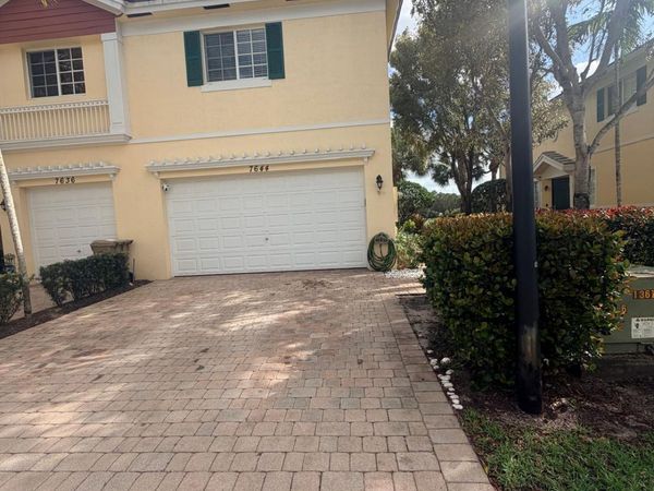 7644 Foxcroft Lane, Unit 7644, Davie, FL 33328