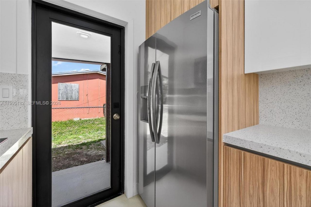 11530 SW 138th St , Miami, FL 33176 Photo