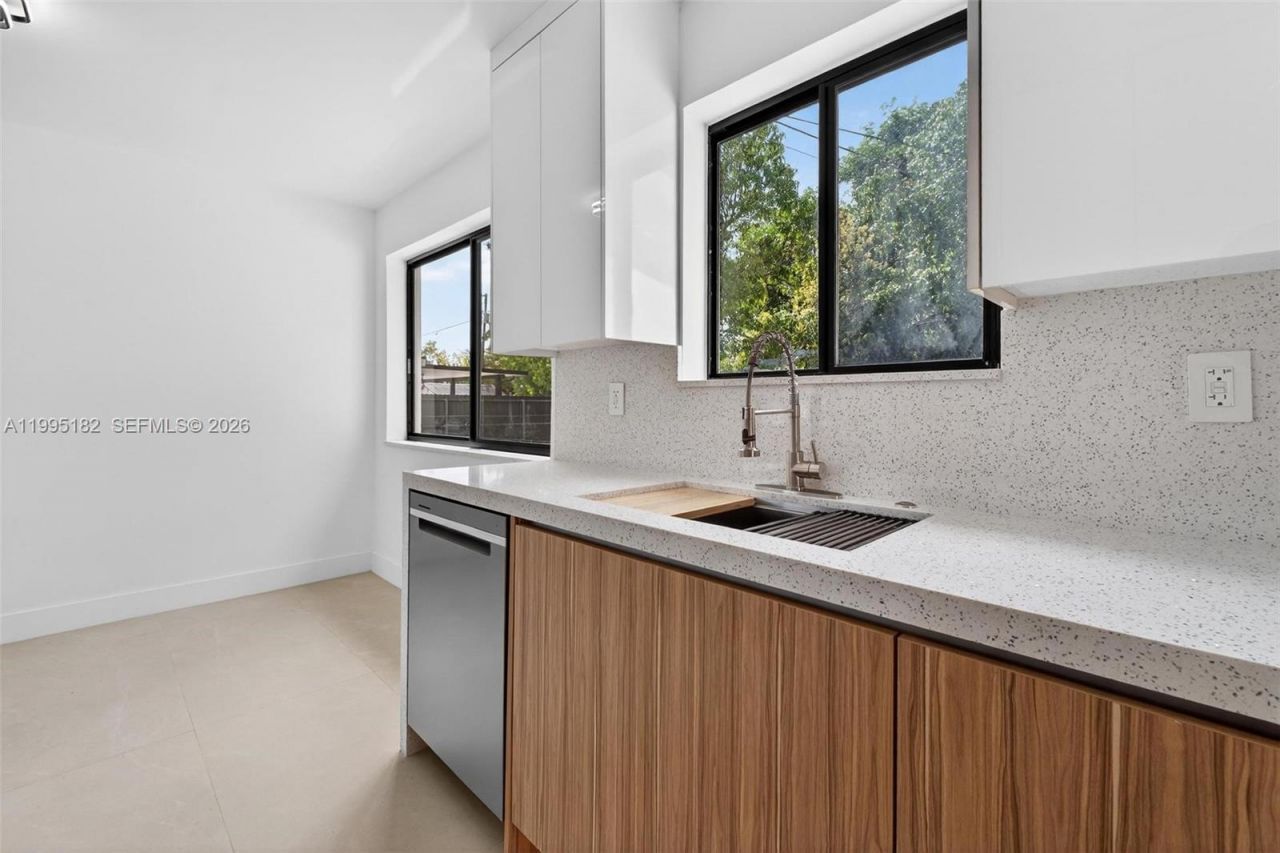 11530 SW 138th St , Miami, FL 33176 Photo