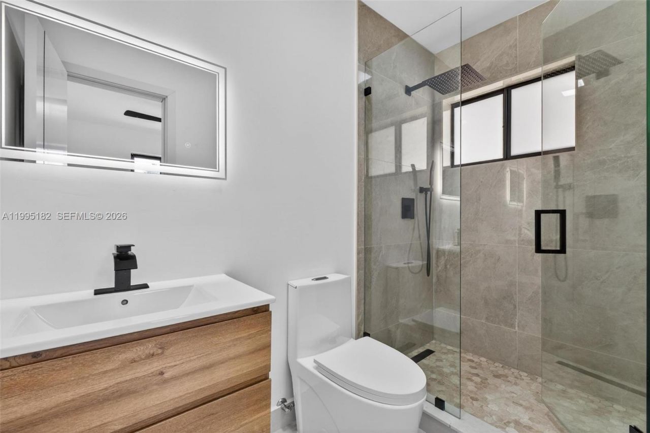 11530 SW 138th St , Miami, FL 33176 Photo