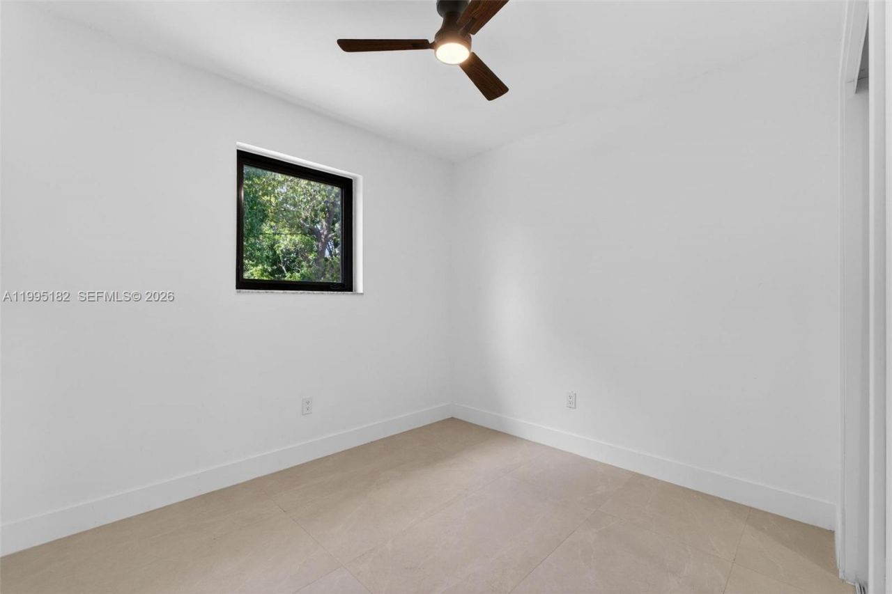 11530 SW 138th St , Miami, FL 33176 Photo