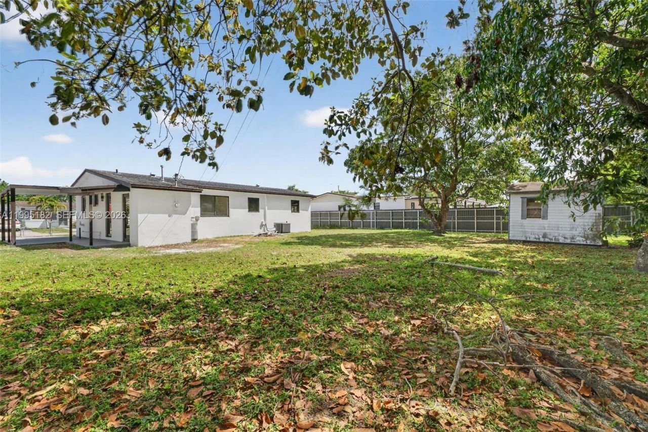 11530 SW 138th St , Miami, FL 33176 Photo