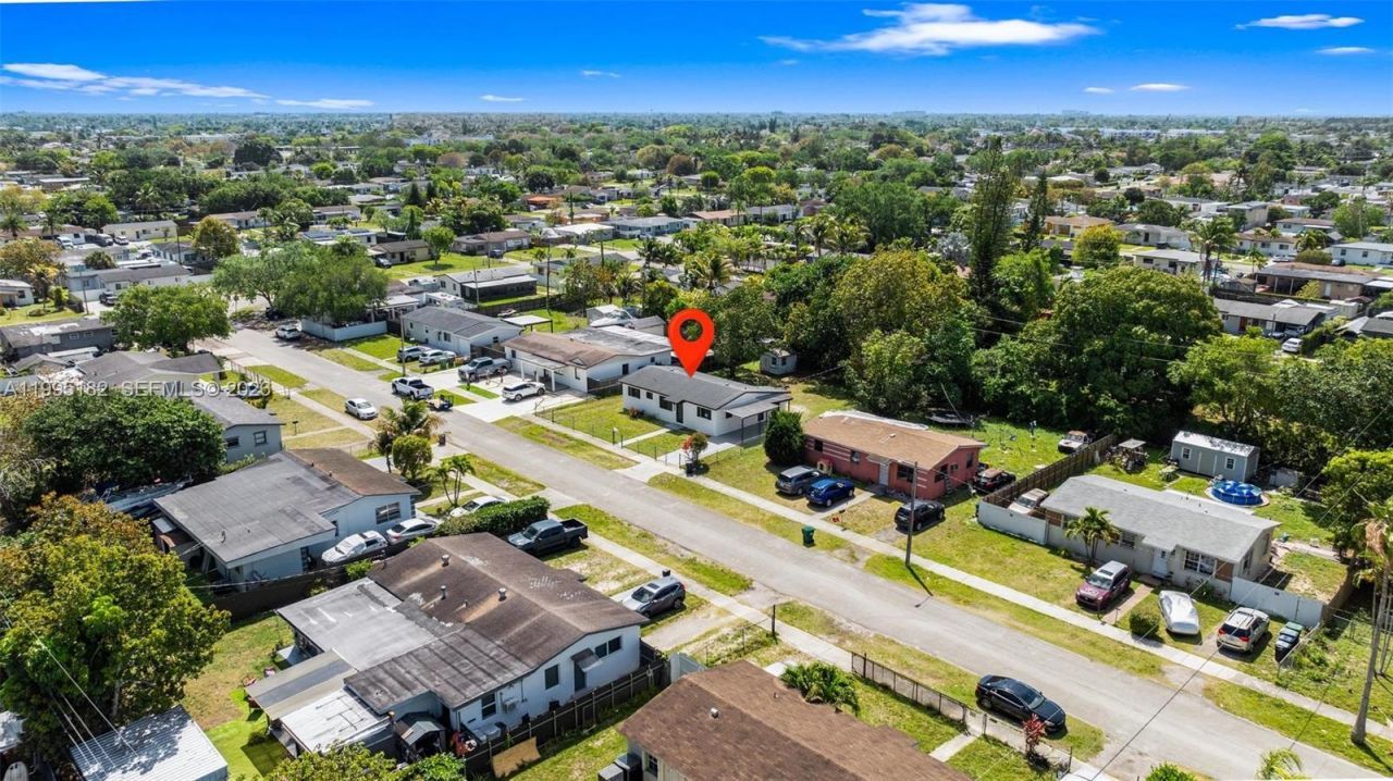 11530 SW 138th St , Miami, FL 33176 Photo