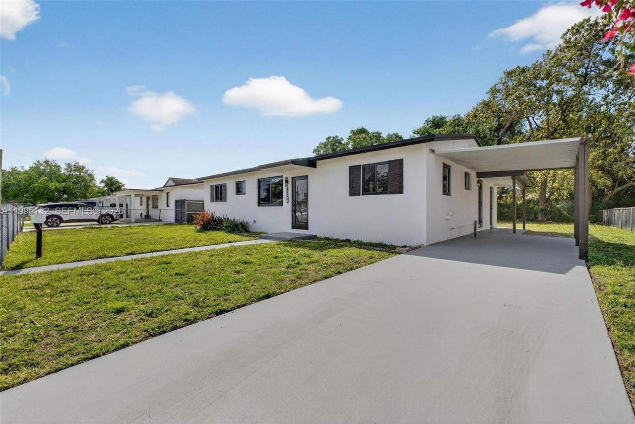 11530 SW 138th St , Miami, FL 33176 Photo