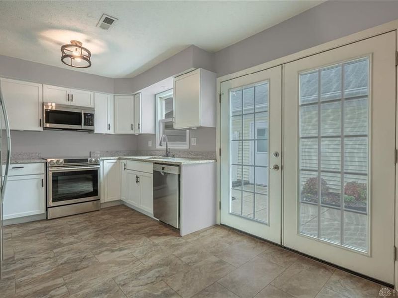 3116 Bromley Place, Kettering, OH 45420 Photo 12