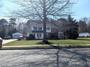 16 Dante Road, Monroe Township, NJ 08831