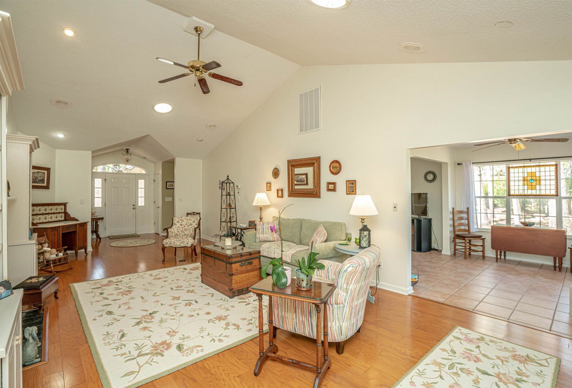 3111 Robyn Ct. Photo 23