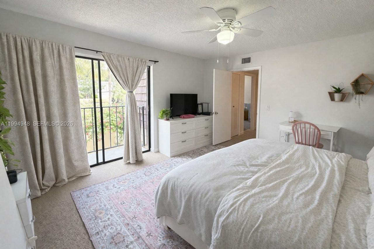 6925 69th Way , West Palm Beach, FL 33407 Photo