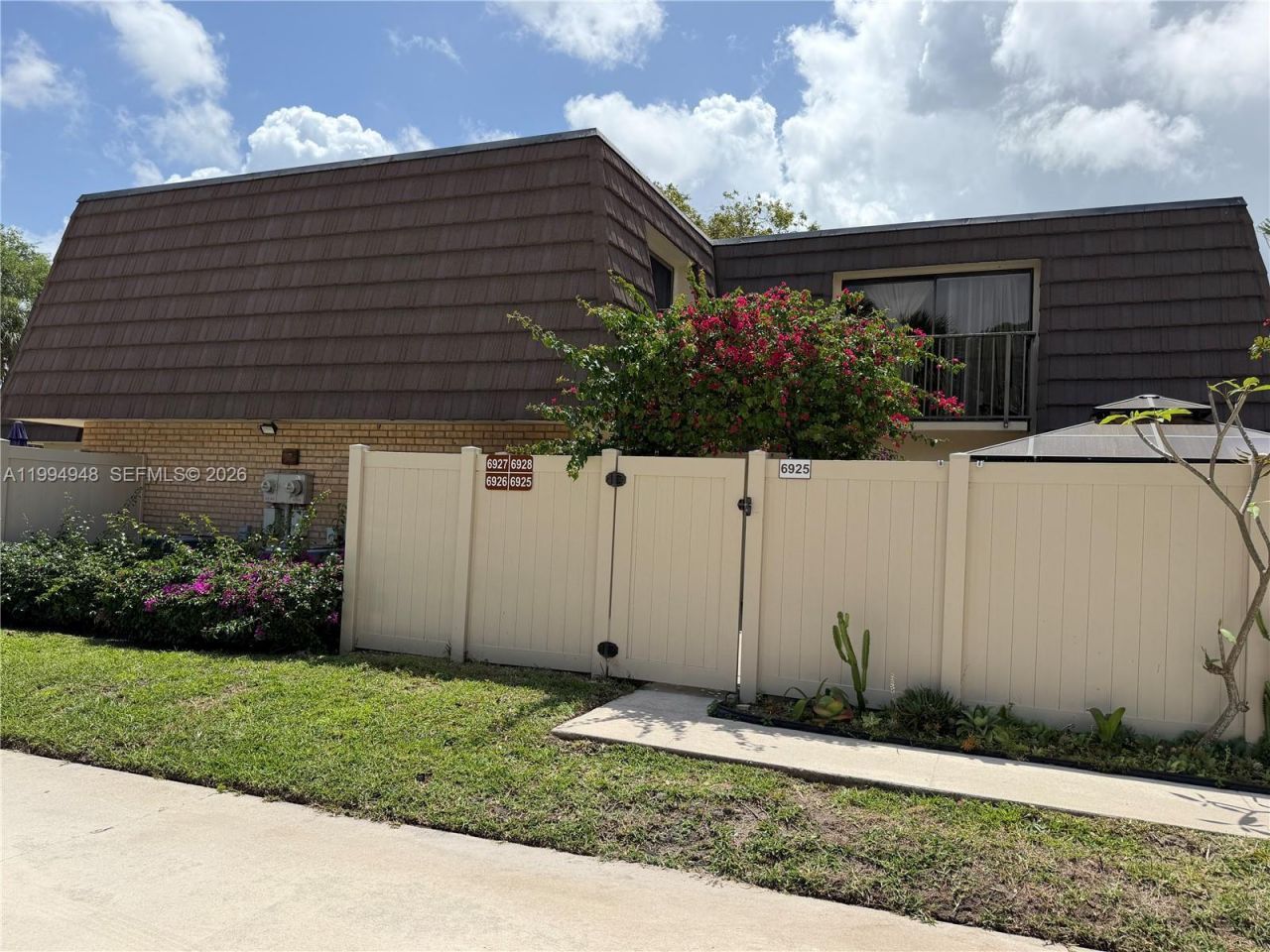 6925 69th Way , West Palm Beach, FL 33407 Photo