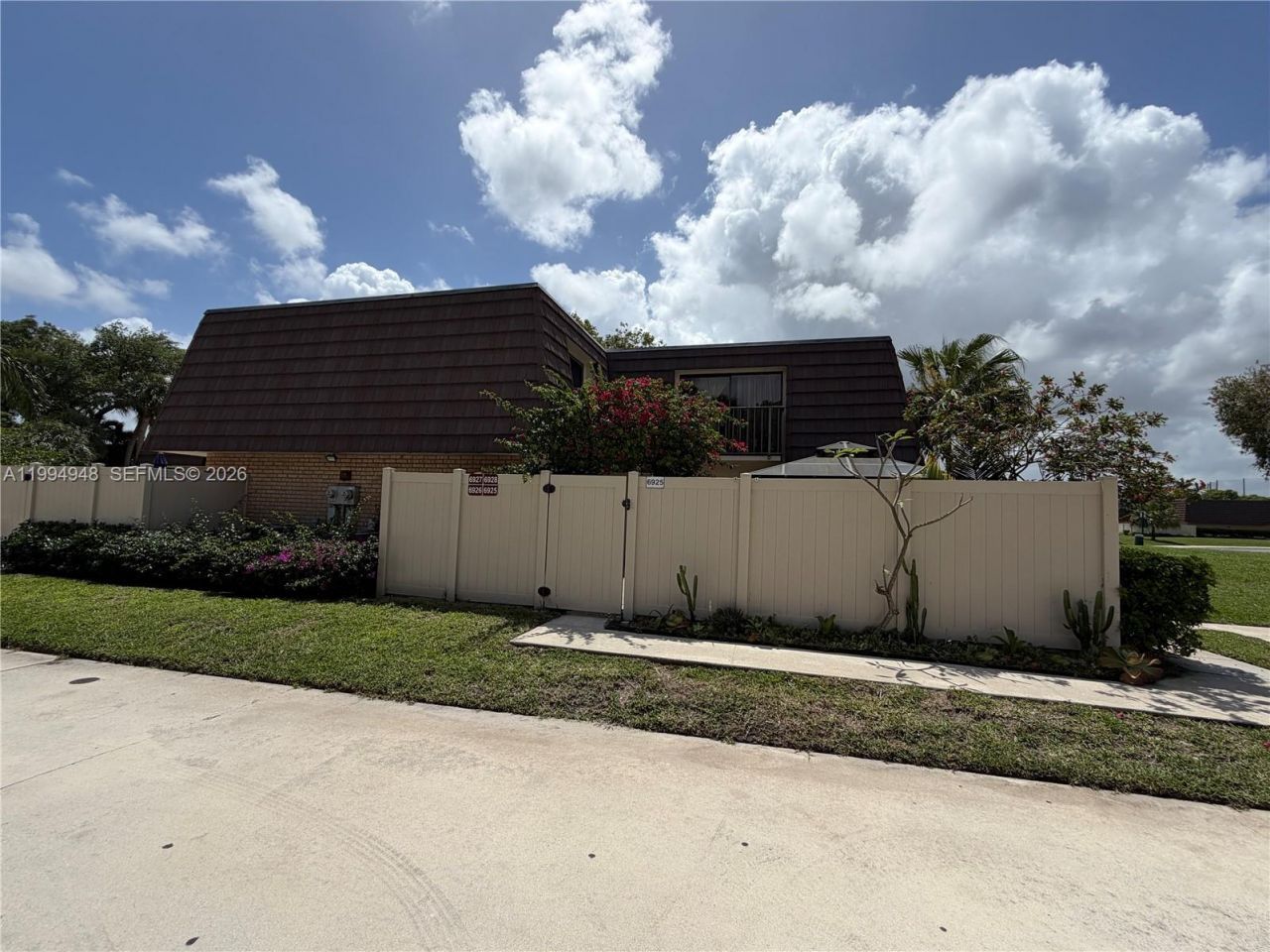 6925 69th Way , West Palm Beach, FL 33407 Photo