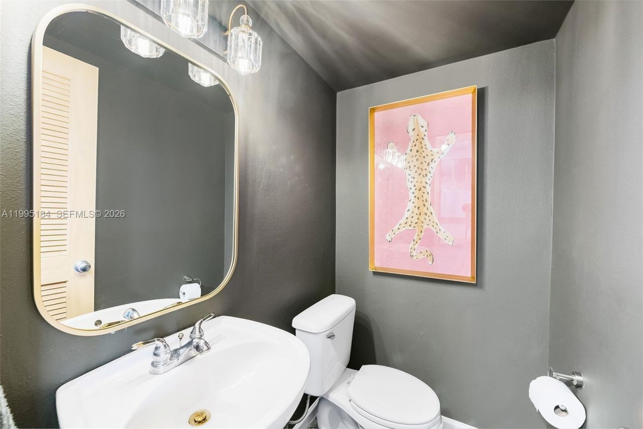 888 Intracoastal Dr, Unit 8B, Fort Lauderdale, FL 33304 Photo