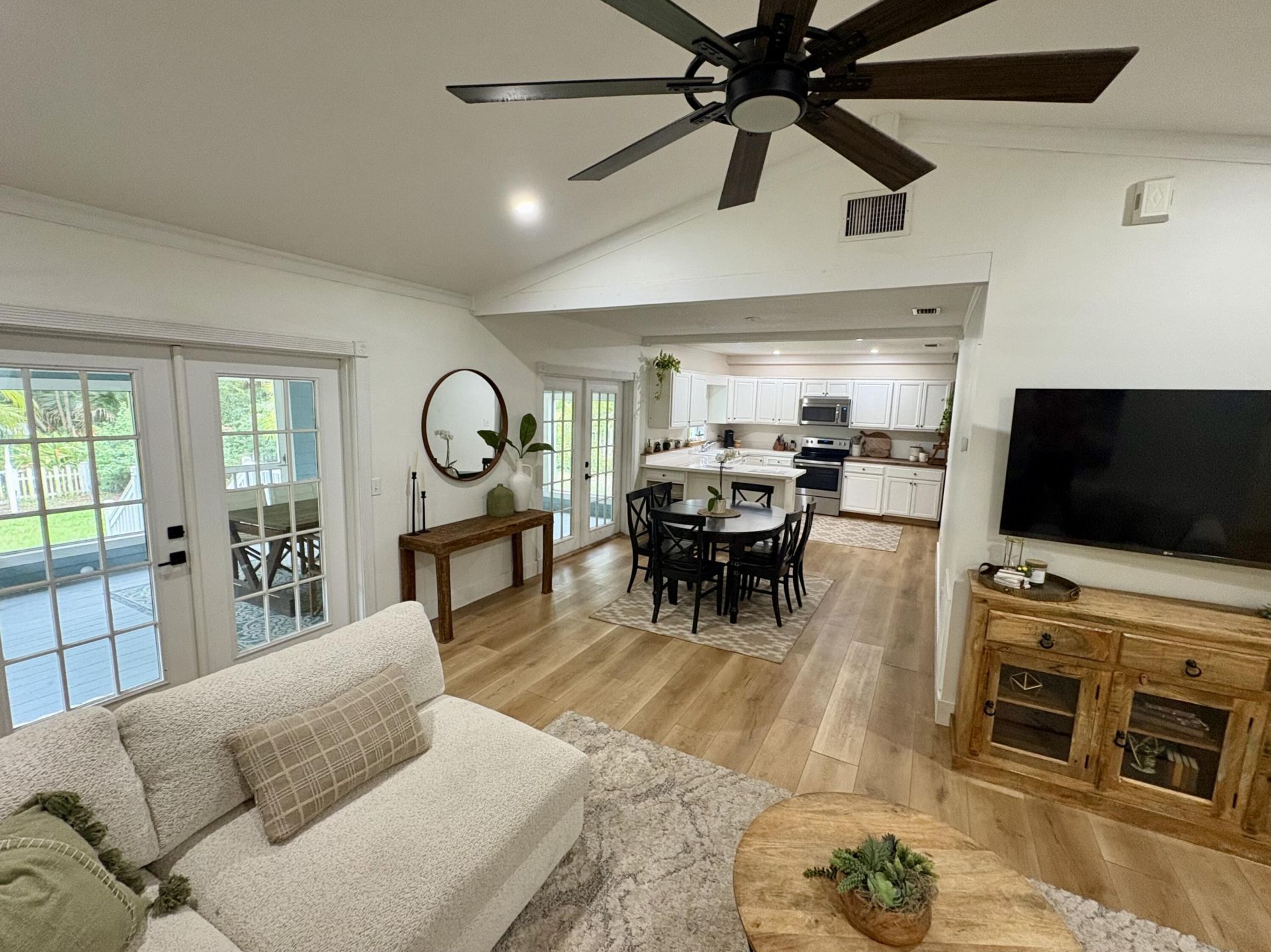 3866 SE Jefferson Street, Stuart, FL 34997 Photo