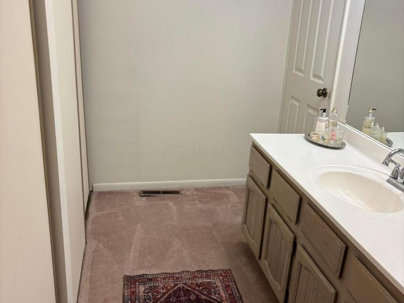5643 Blendon Valley Drive, Columbus, OH 43230 Photo 19